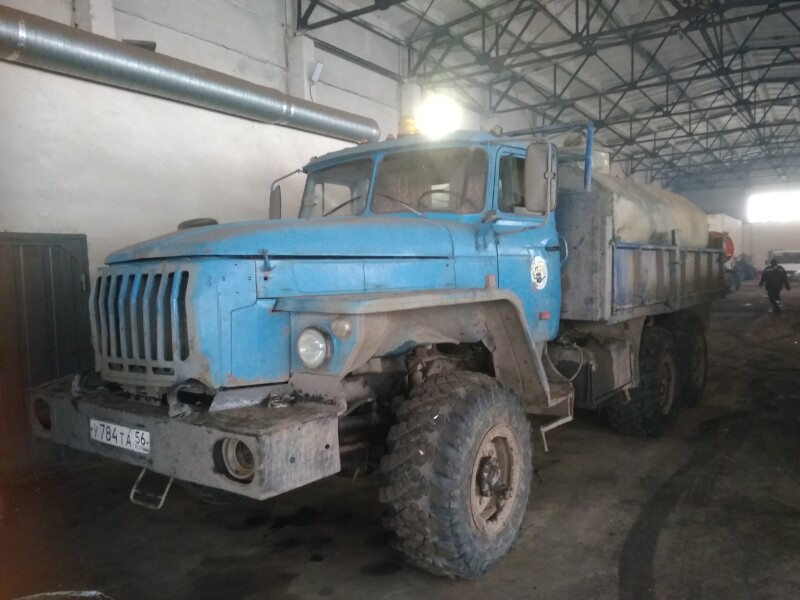 Автомобиль бортовой Урал-43202